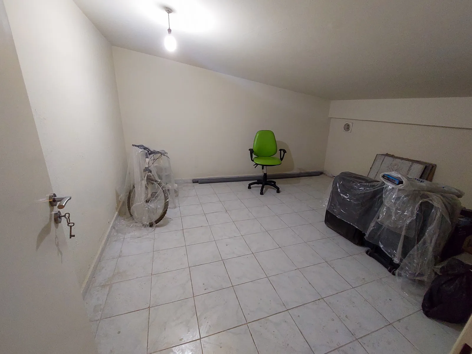 Spacious Apartment in Aoukar, Metn with Terrace — photo 3