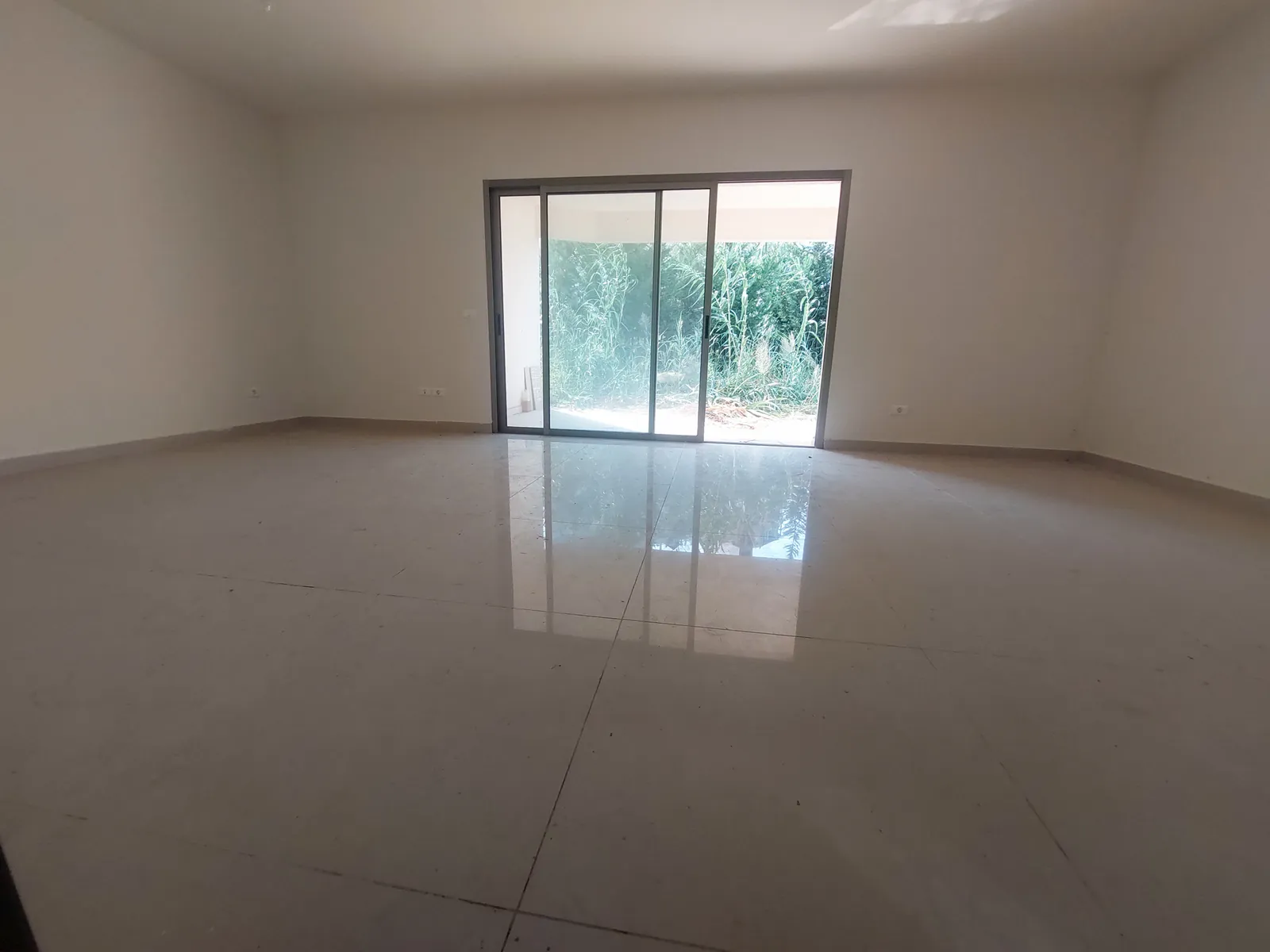 New Apartment in Dik El Mehdi, Metn with Garden — الصورة 2