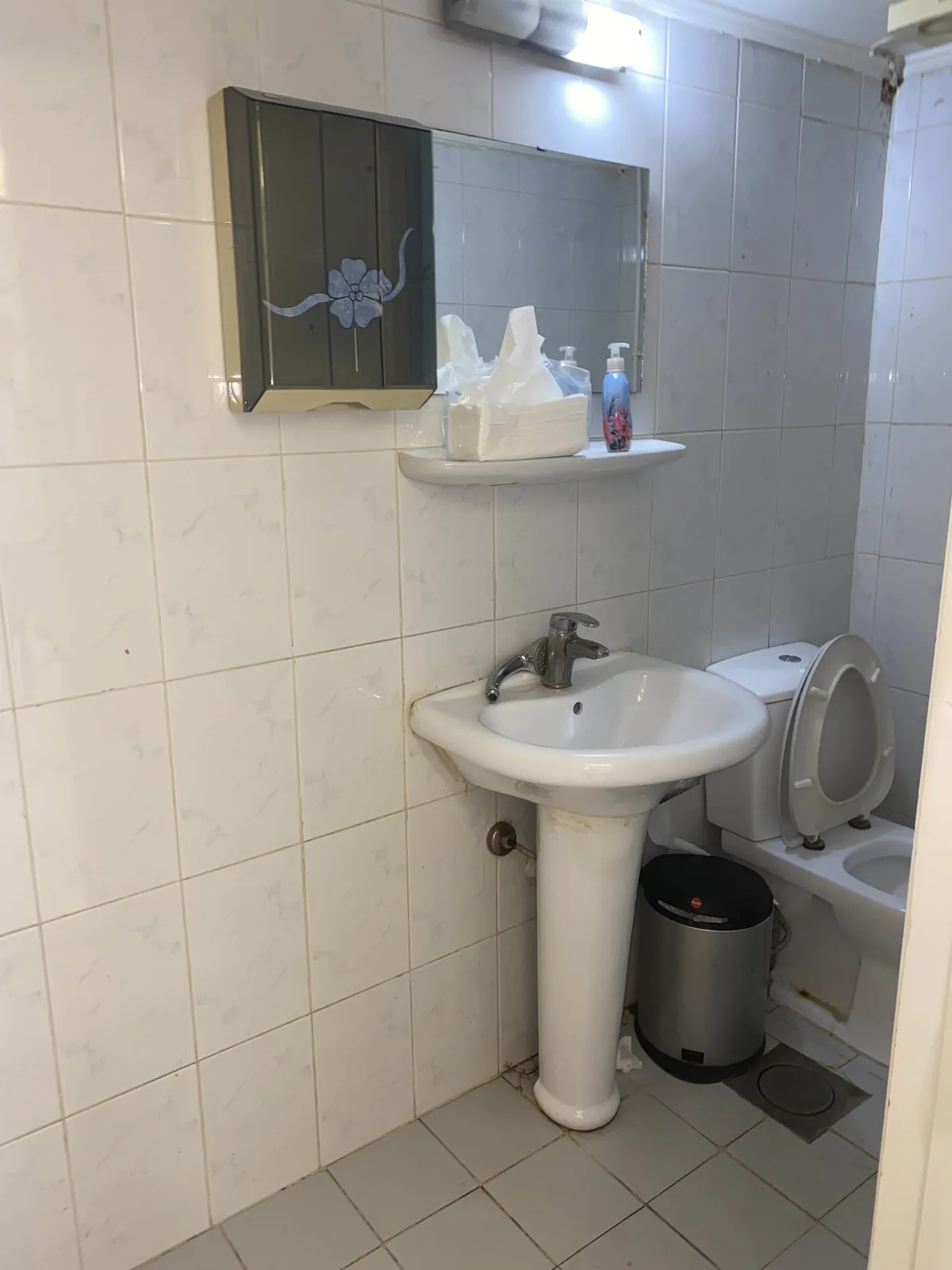 Prime Location Office for Sale or for Rent in Jal El Dib, Metn — الصورة 5