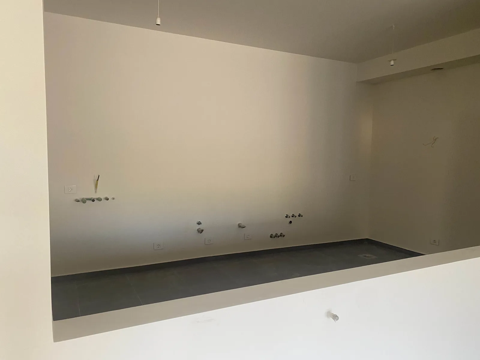 Brand New Apartment for Rent in Bsalim, Metn — الصورة 3