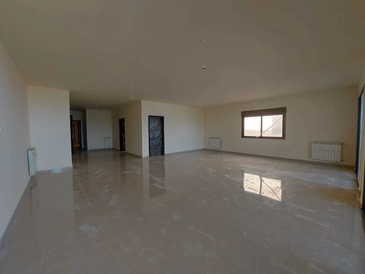 Apartment for Rent in Zouk Mikael with Sea and Mountain View — الصورة 2