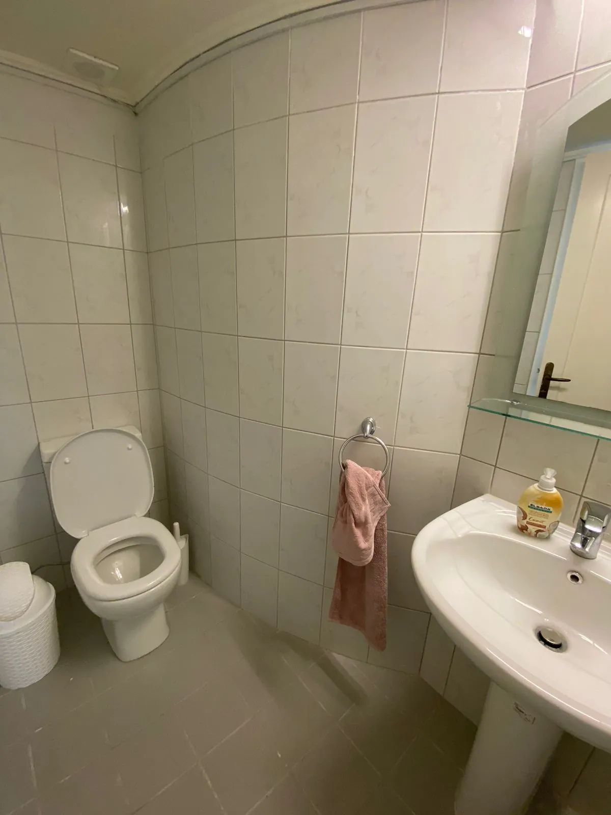 Apartment for Rent in Batroun, Eddeh Road with View — الصورة 3