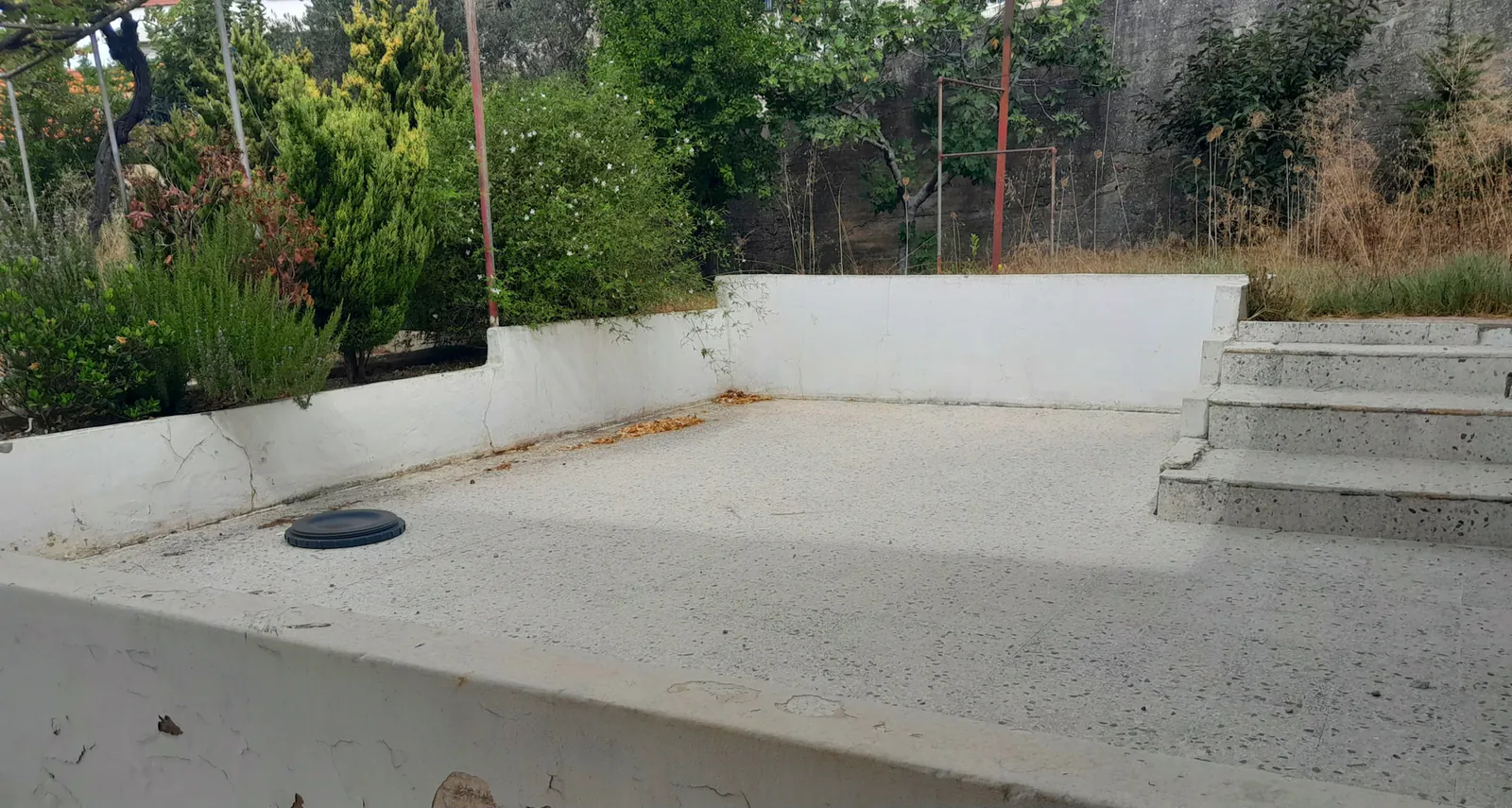 Detached Old House in Baabdat, Metn with Partial View — photo 2
