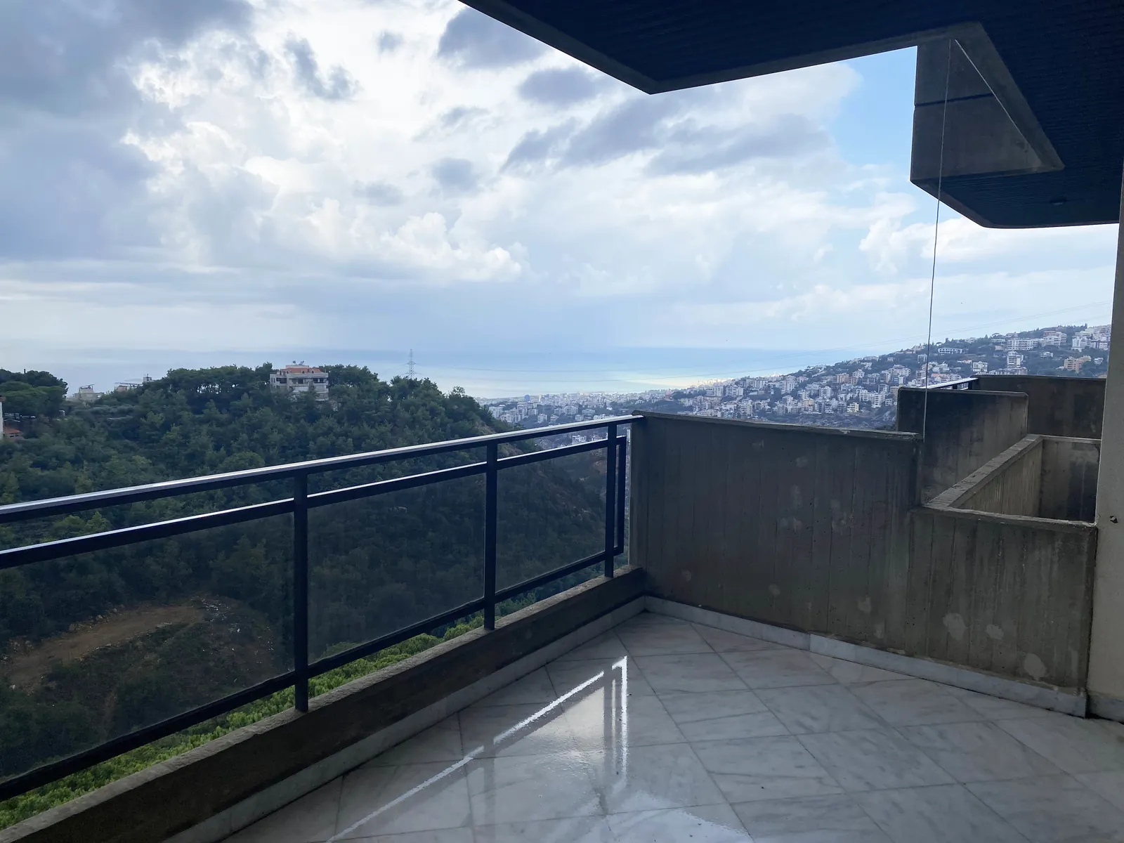 Apartment for Rent in Nabay, Metn with Sea View — الصورة 1
