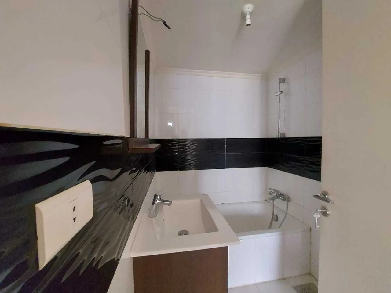 Apartment for Rent in Haret Sakher, Keserwan with Sea View — الصورة 4