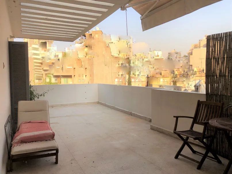 Furnished Apartment for Rent in Achrafieh, Beirut with City View — الصورة 3