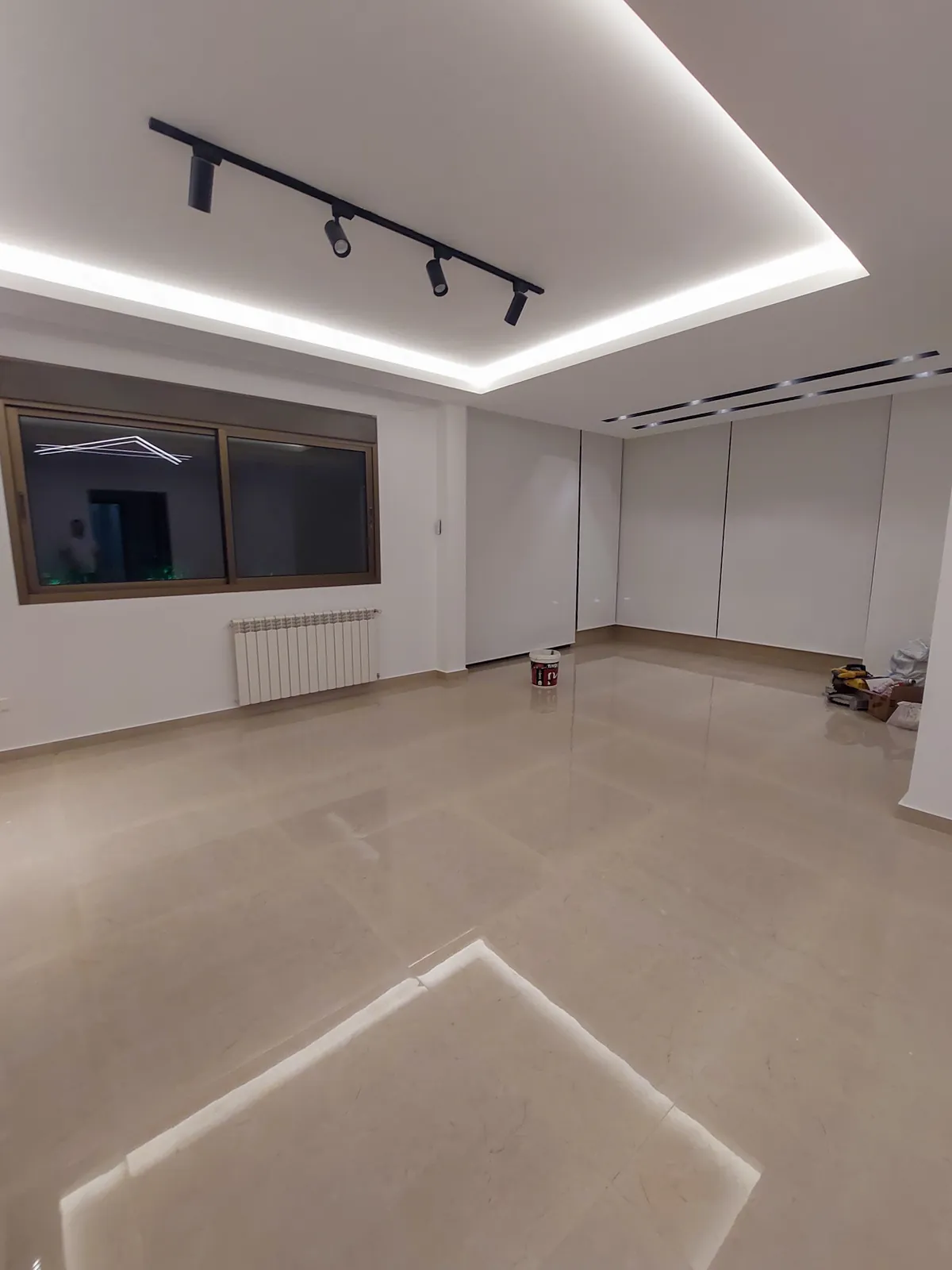 Decorated Apartment in Mazraat Yachouh, Metn with Terrace — الصورة 3