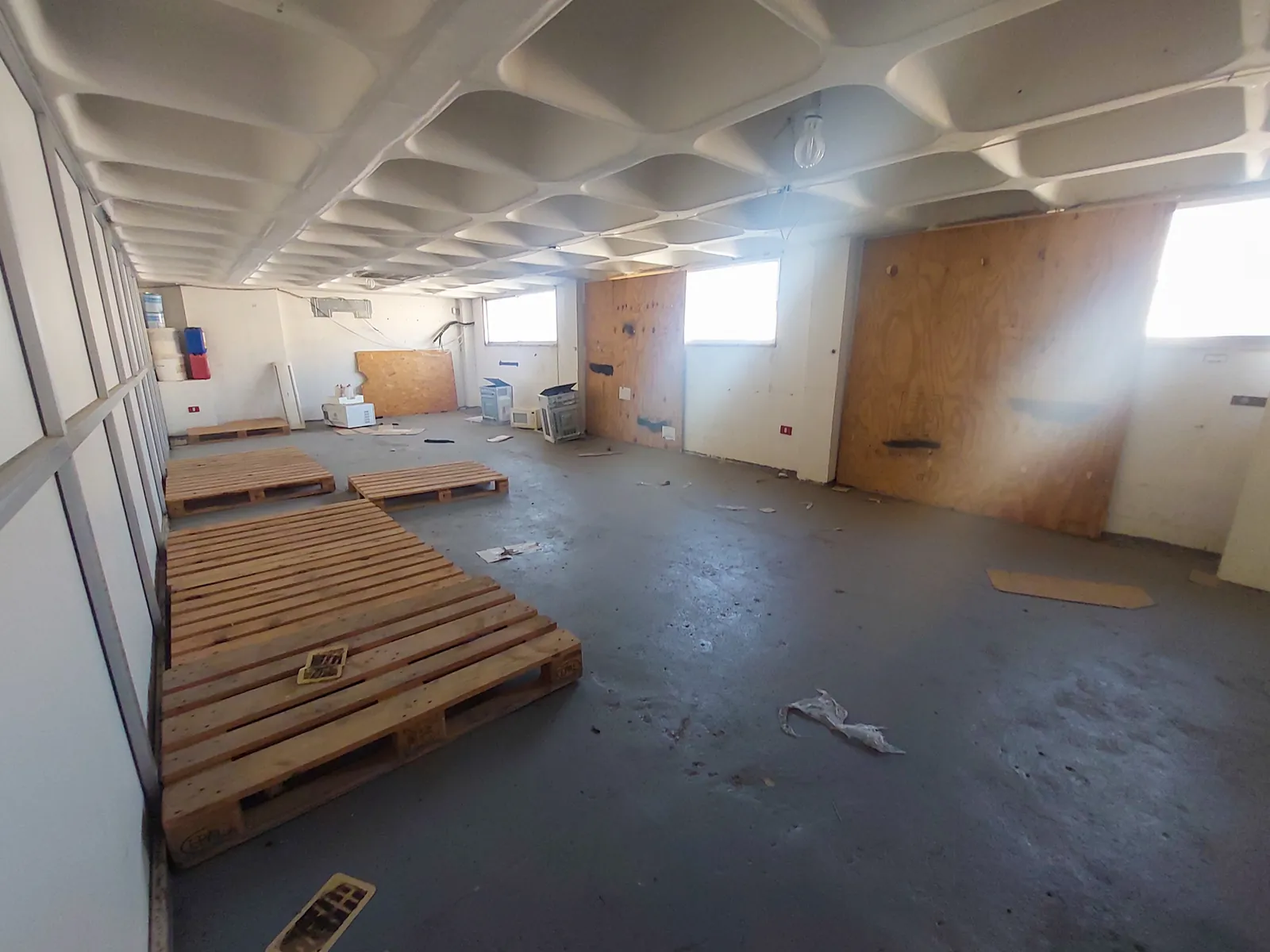 Industrial Warehouse/Factory for Rent in Bauchrieh, Metn
