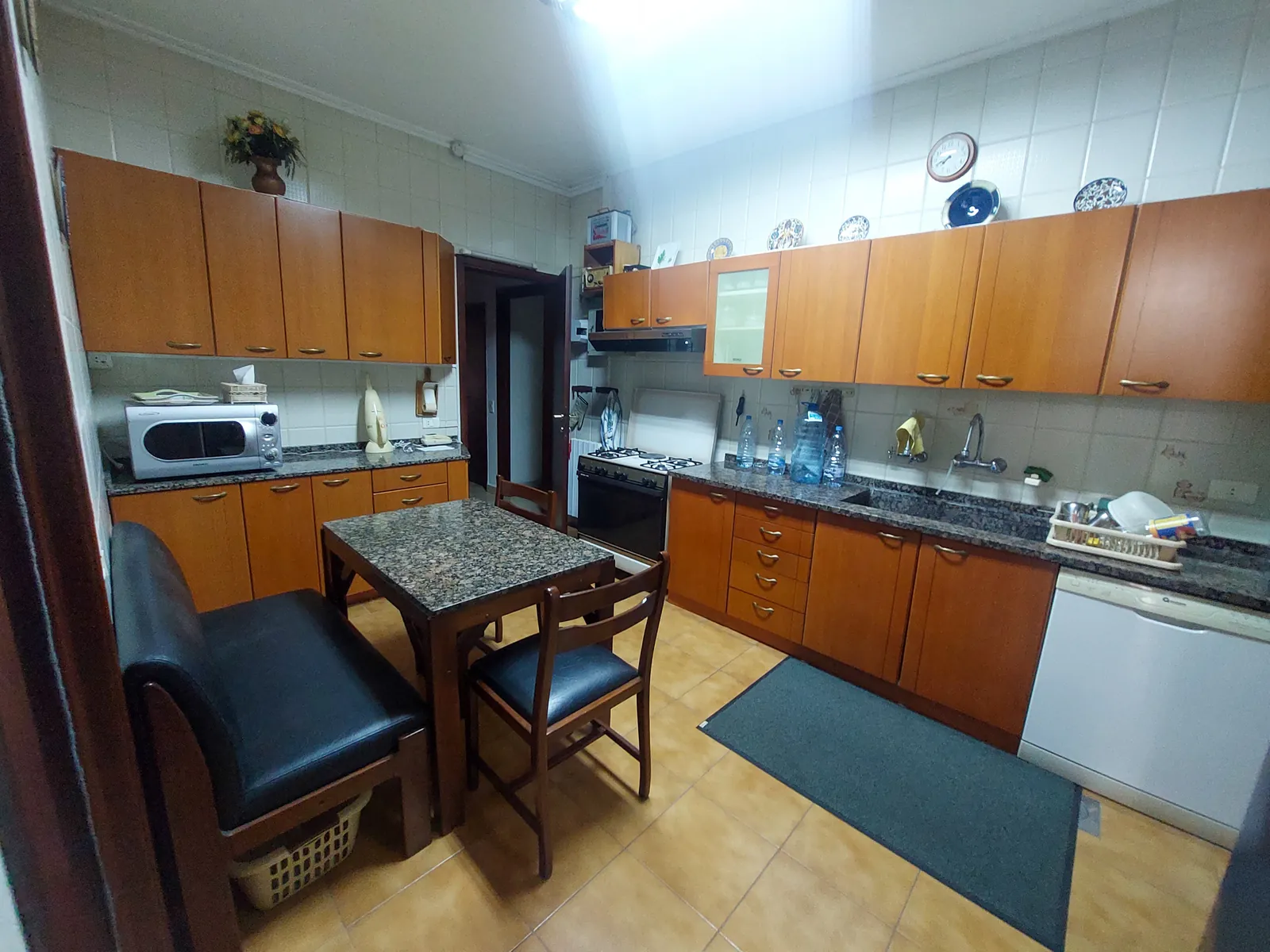 Furnished Apartment for Rent in Naccache, Metn with Terrace — الصورة 5