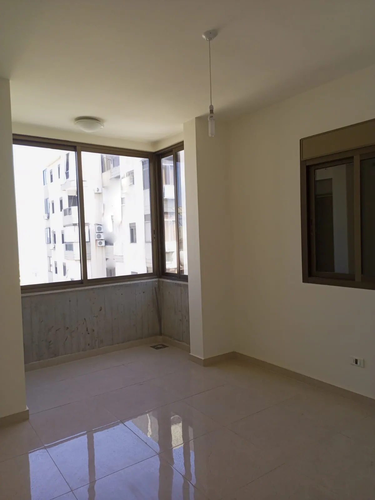 Apartment in Zouk Mosbeh, Keserwan with Mountain View — الصورة 3