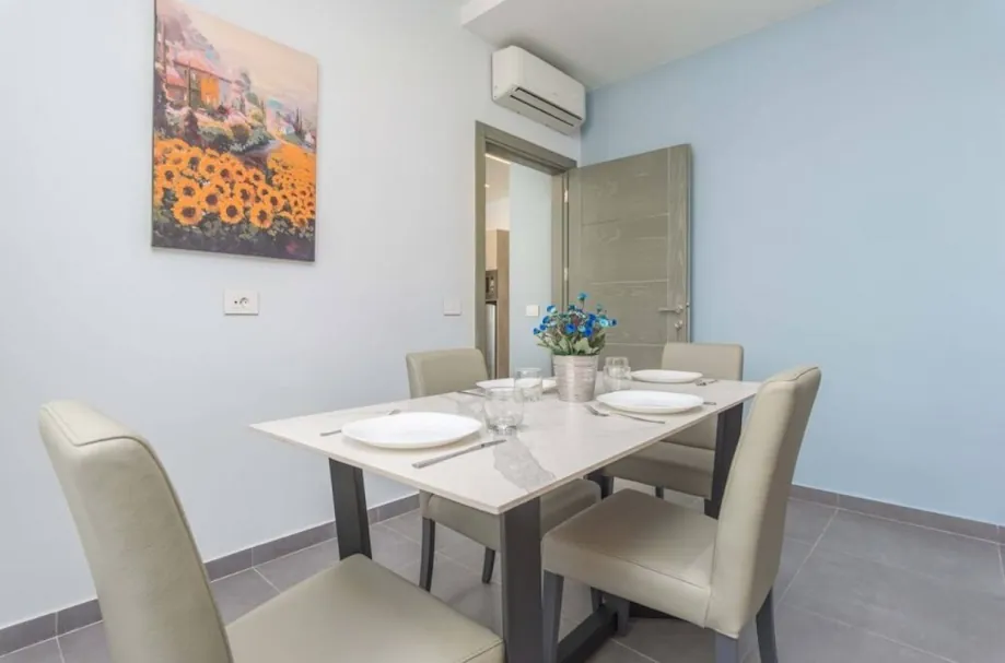 Furnished Apartment for Rent in Aoukar, Metn — الصورة 4