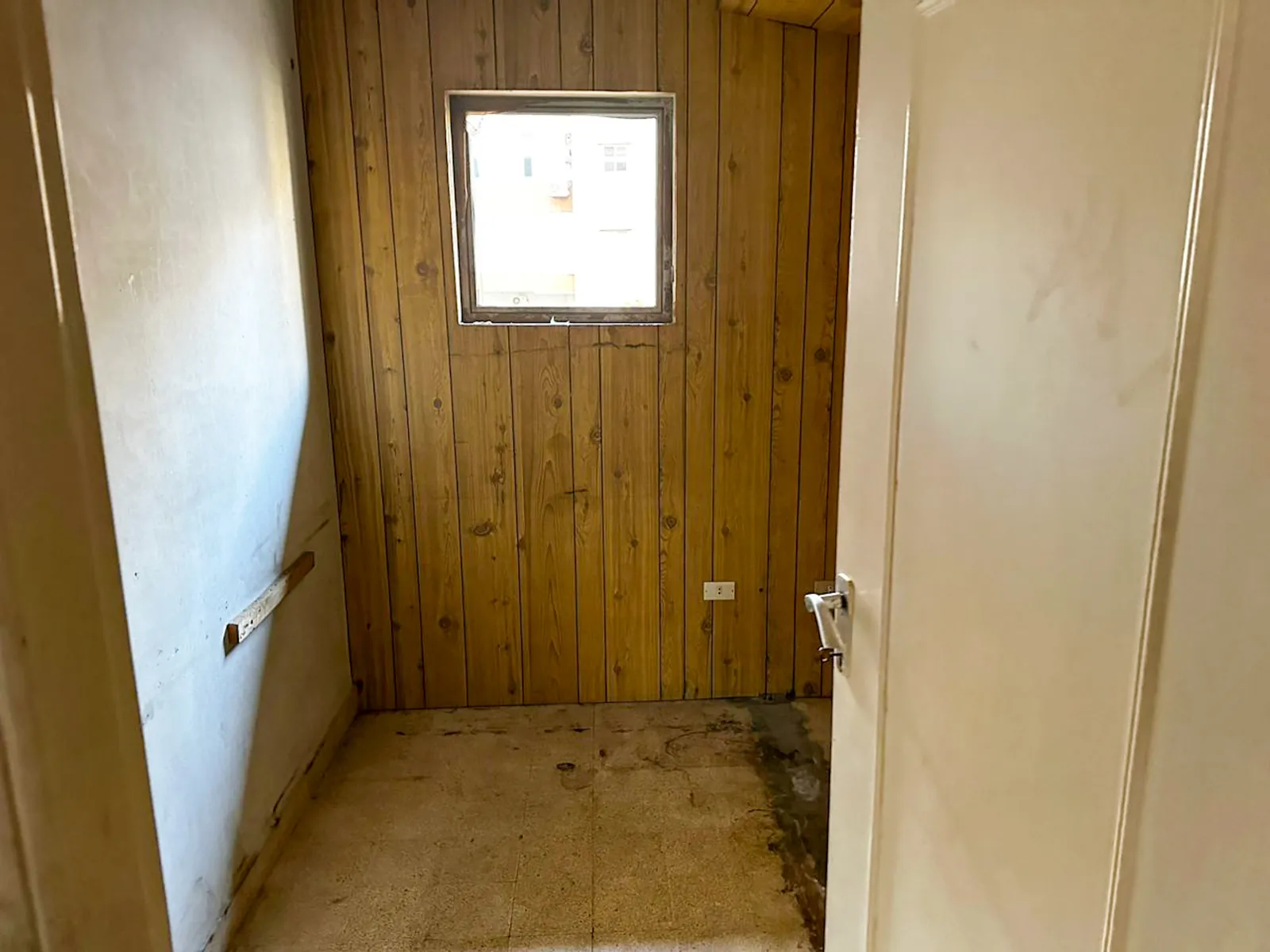 Prime Location Apartment in Dekwaneh, Metn — الصورة 4