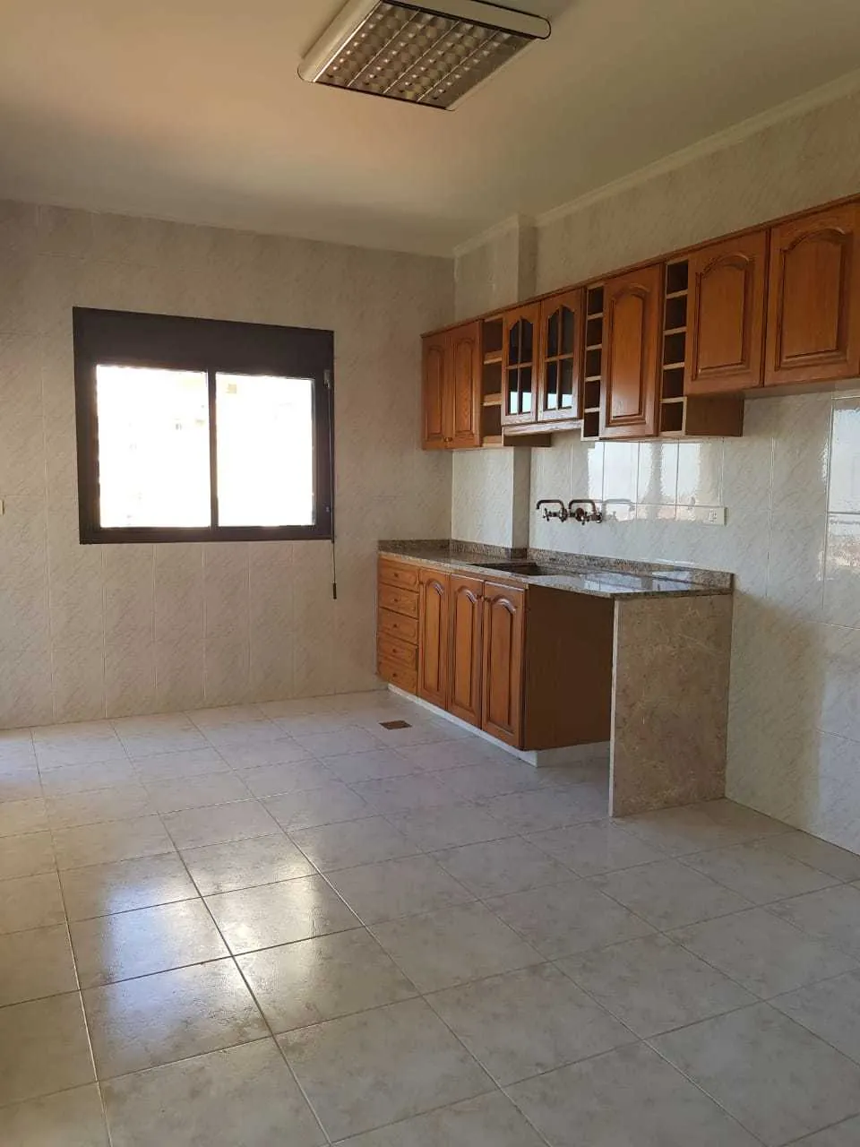 Apartment for Rent in Ballouneh with Sea and Mountain View — الصورة 2