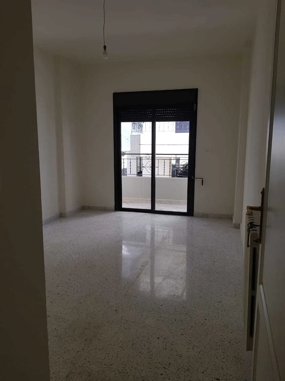 Apartment for Rent in Ballouneh with Sea and Mountain View — الصورة 3