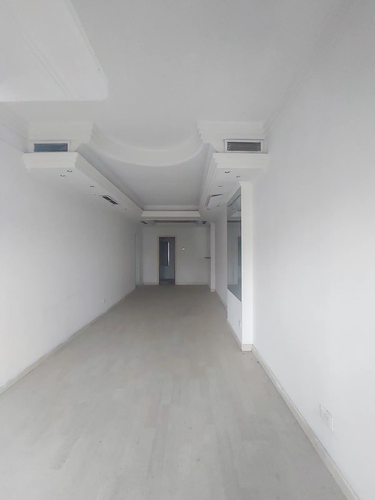 Prime Location Shop/Office in Mazraat Yachouh, Metn
