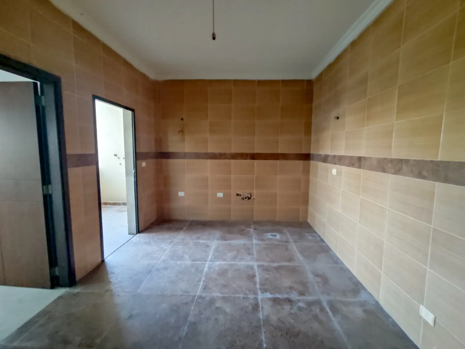 Apartment for Sale or for Rent in New Rawda, Metn with Mountain View — الصورة 2