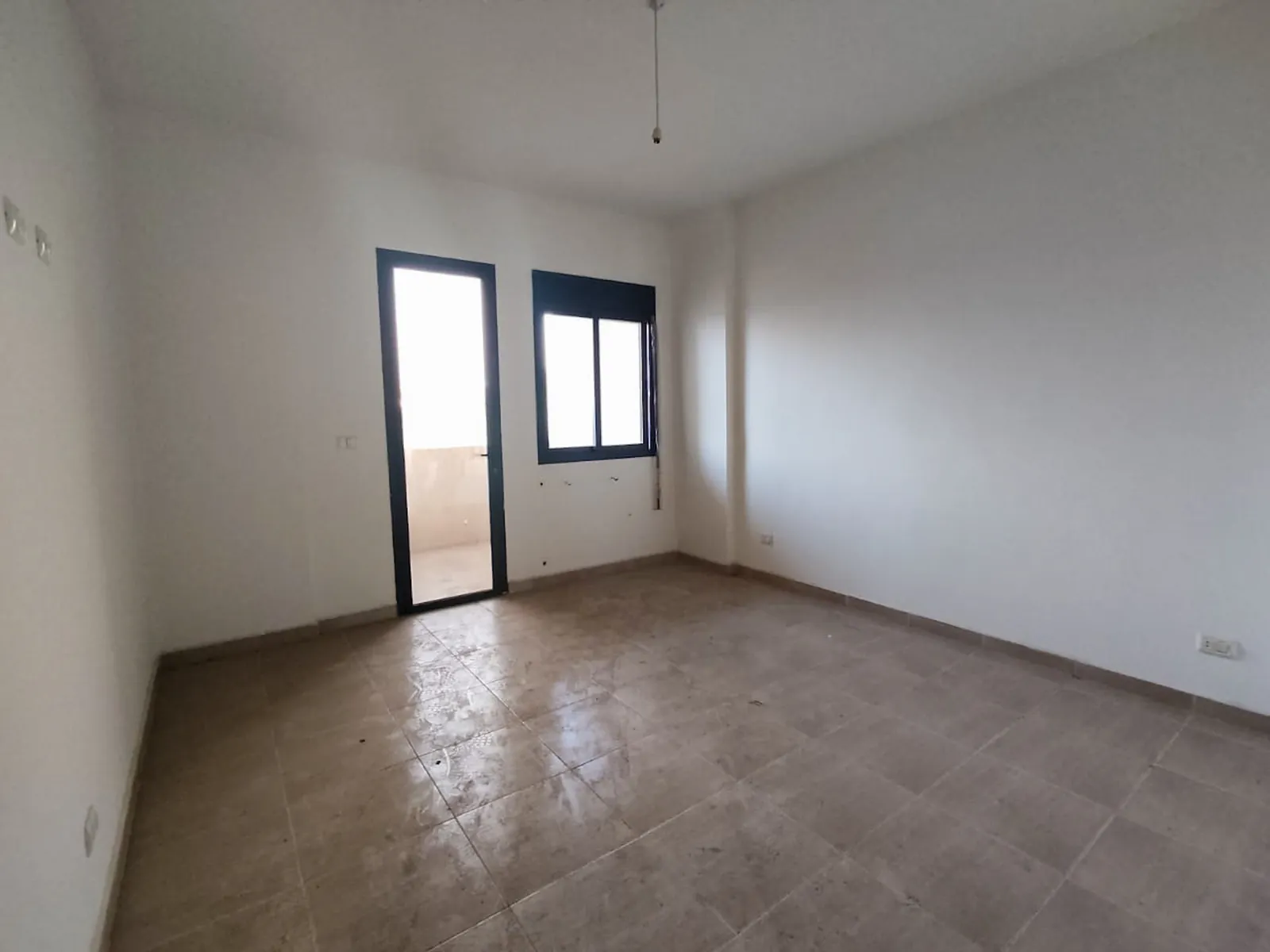 Apartment for Sale or for Rent in New Rawda, Metn with Mountain View — الصورة 5