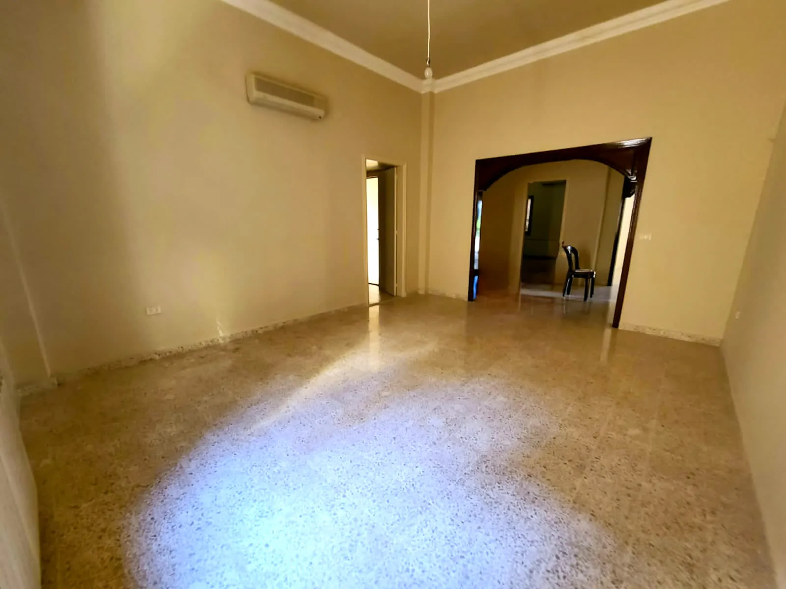 Independent House in Elissar, Metn with Terrace — الصورة 5