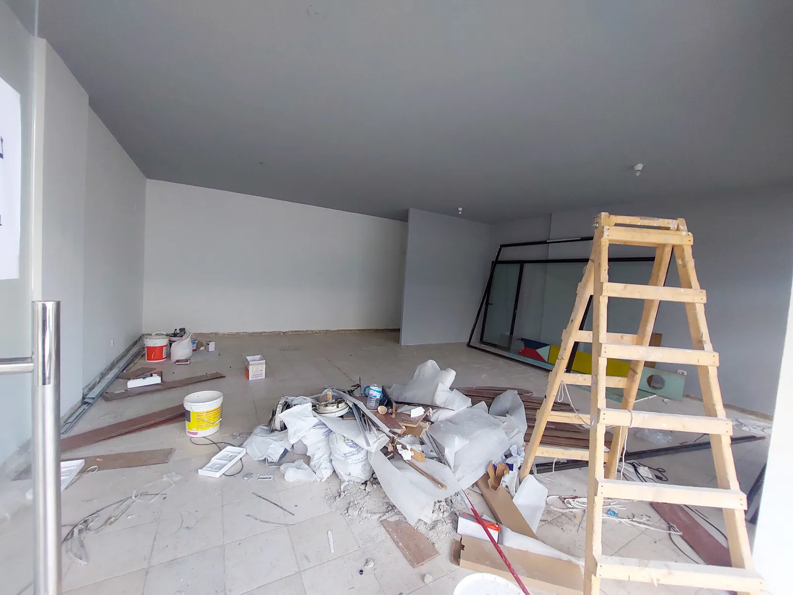 Prime Location Shop for Rent in Qornet Chehwan, Metn — الصورة 2