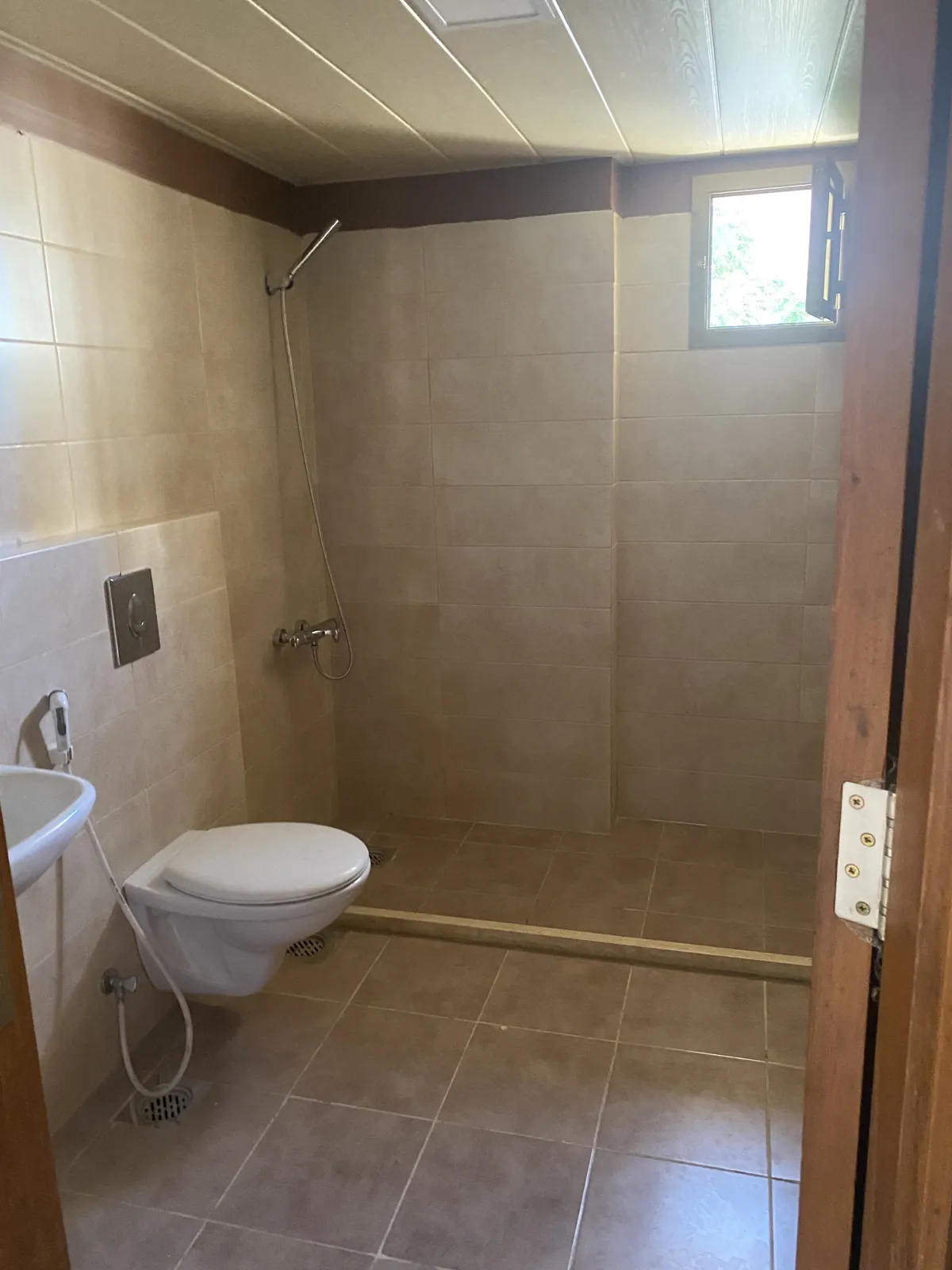 Renovated 3 Floor Building for Sale in Jal El Dib, Metn — الصورة 4