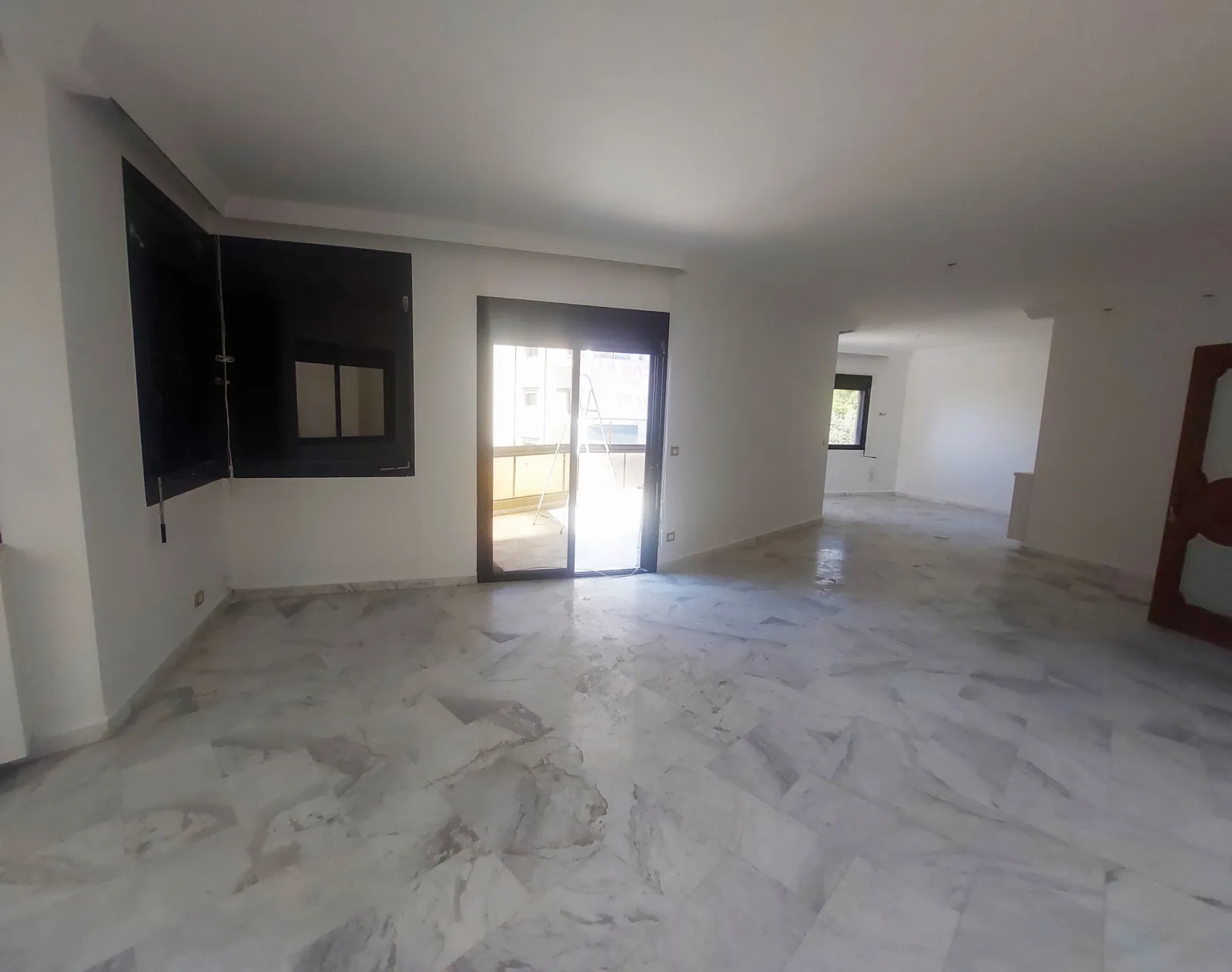 Prime Location Apartment in Beit El Chaar, Metn with Terrace — الصورة 2