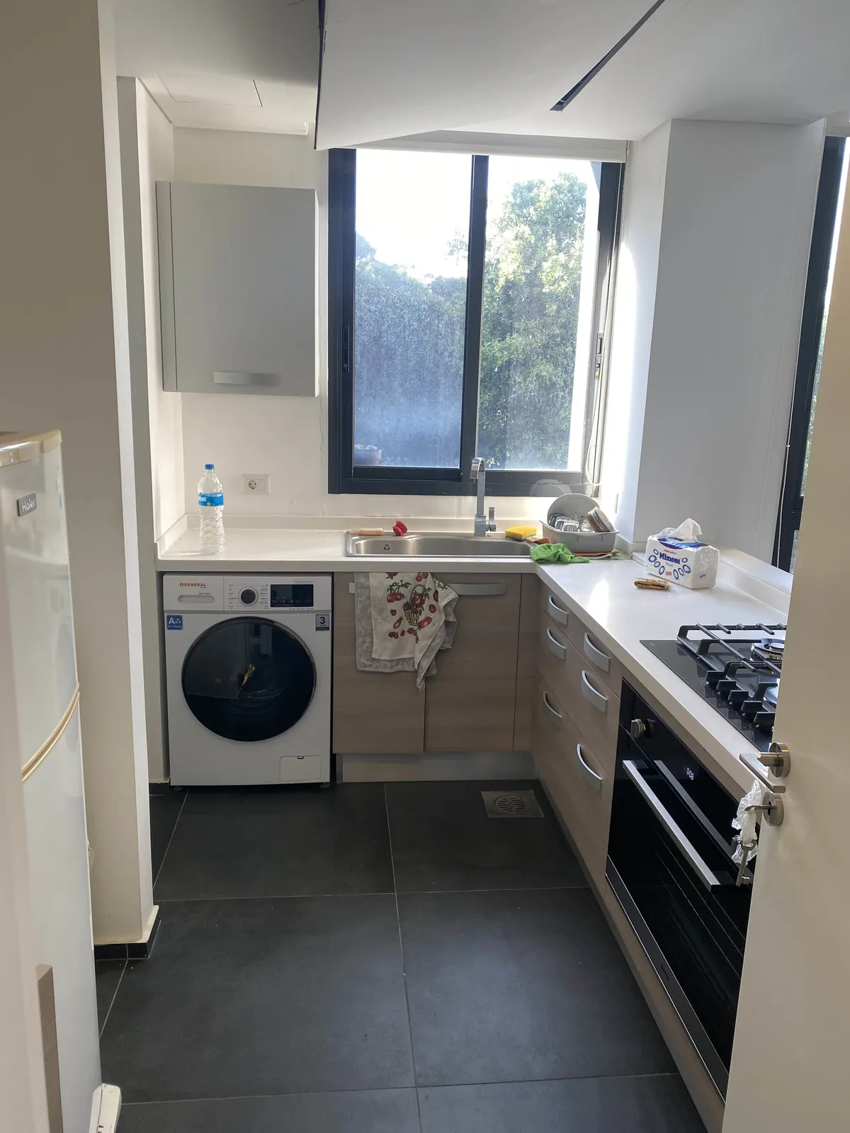 Semi-Furnished Apartment in Bkennaya, Metn — الصورة 4