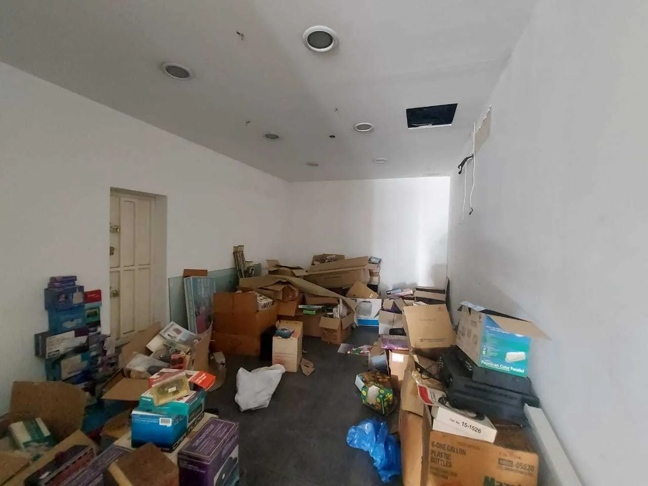 Shop for Rent in Zouk Mikael, Keserwan — الصورة 3