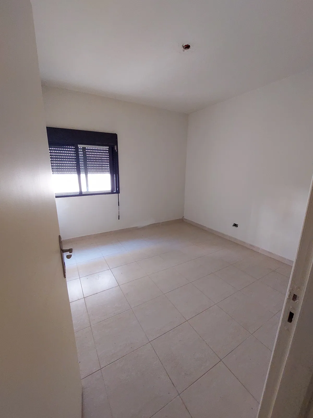 Prime Location Apartment in Aoukar, Metn — photo 4