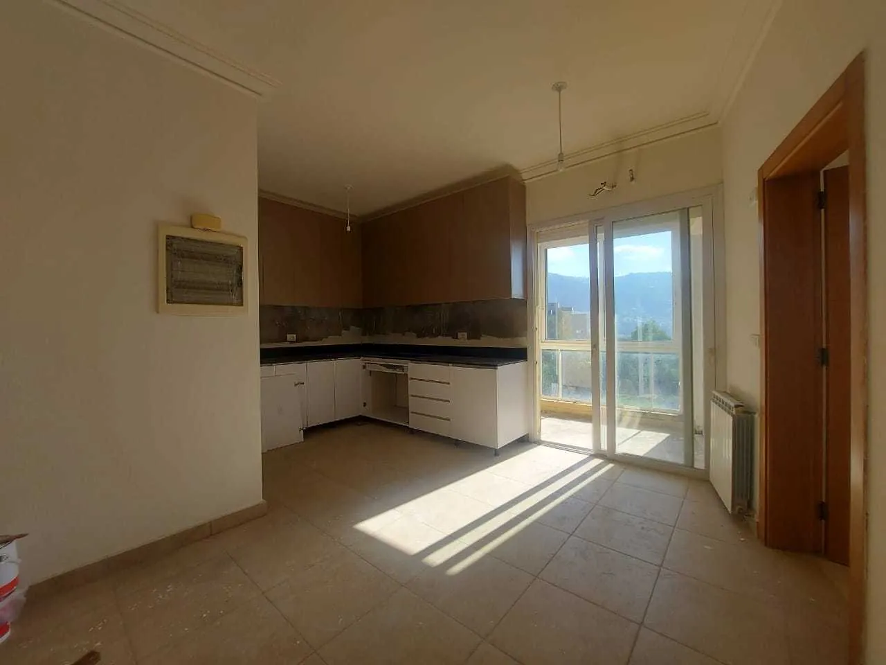 Apartment for Rent in Adma, Keserwan with Sea and Mountain View — الصورة 5