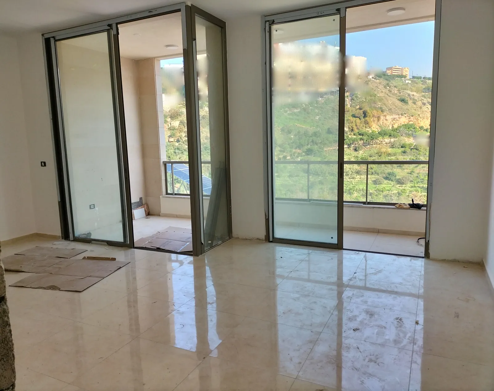 Payment Facilities- Apartment in Hazmieh, Baabda with View — photo 2
