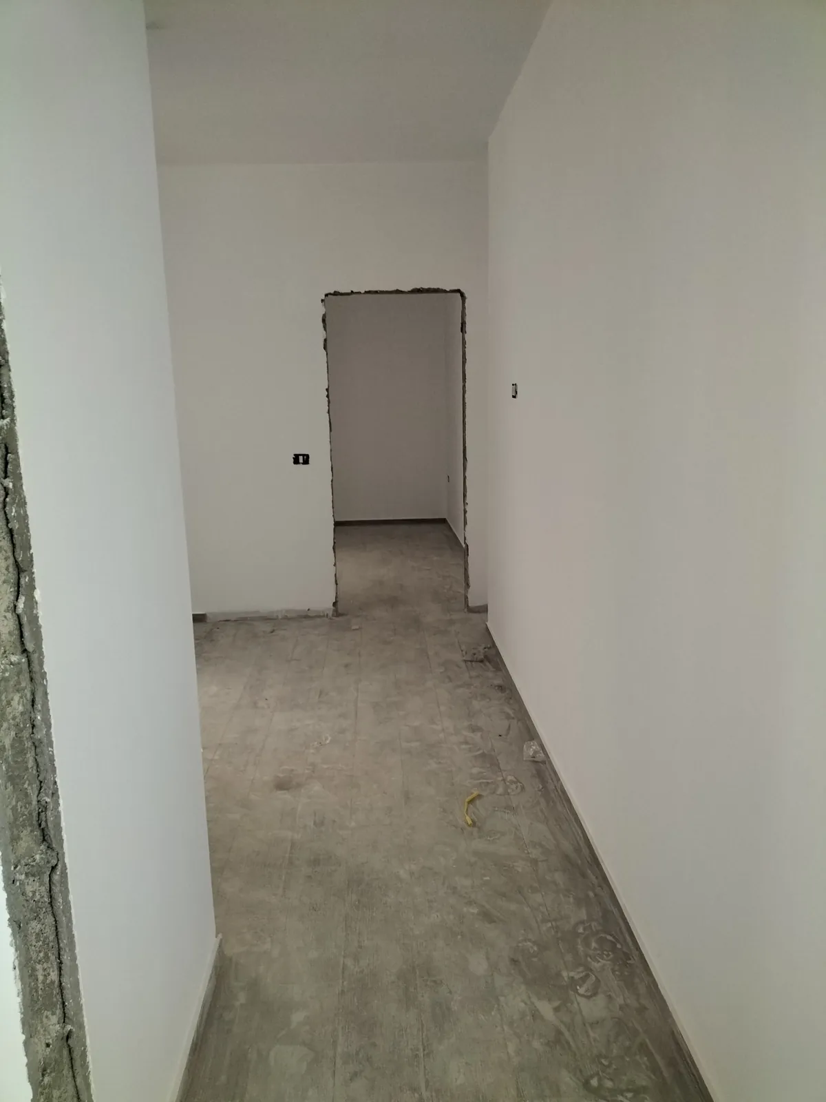 Payment Facilities- Apartment in Hazmieh, Baabda with View — photo 5