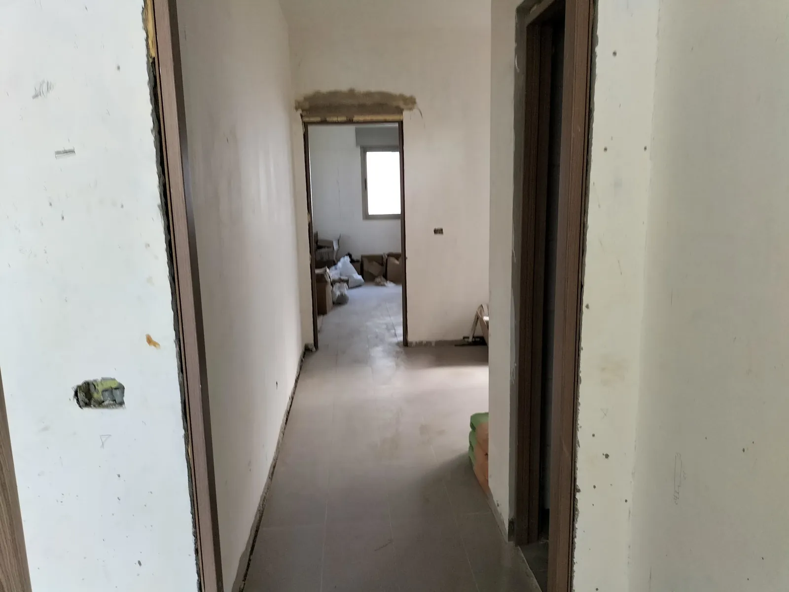 Payment Facilities- Apartment in Hazmieh with Mountain View — photo 4