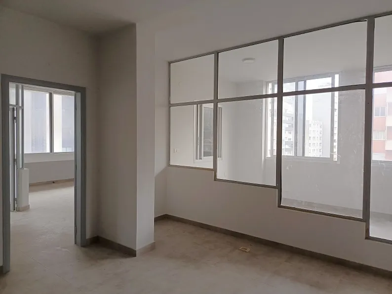Prime Location Office in Achrafieh, Beirut — الصورة 2