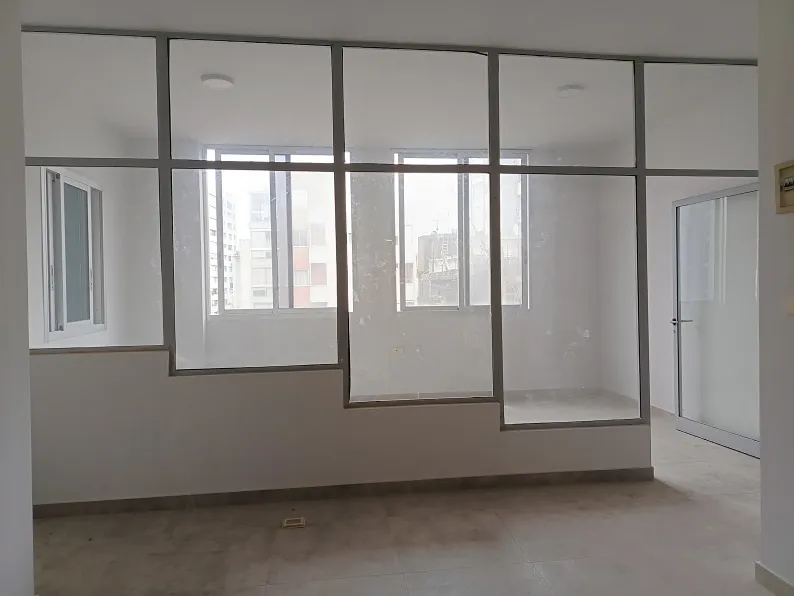 Prime Location Office in Achrafieh, Beirut — الصورة 3