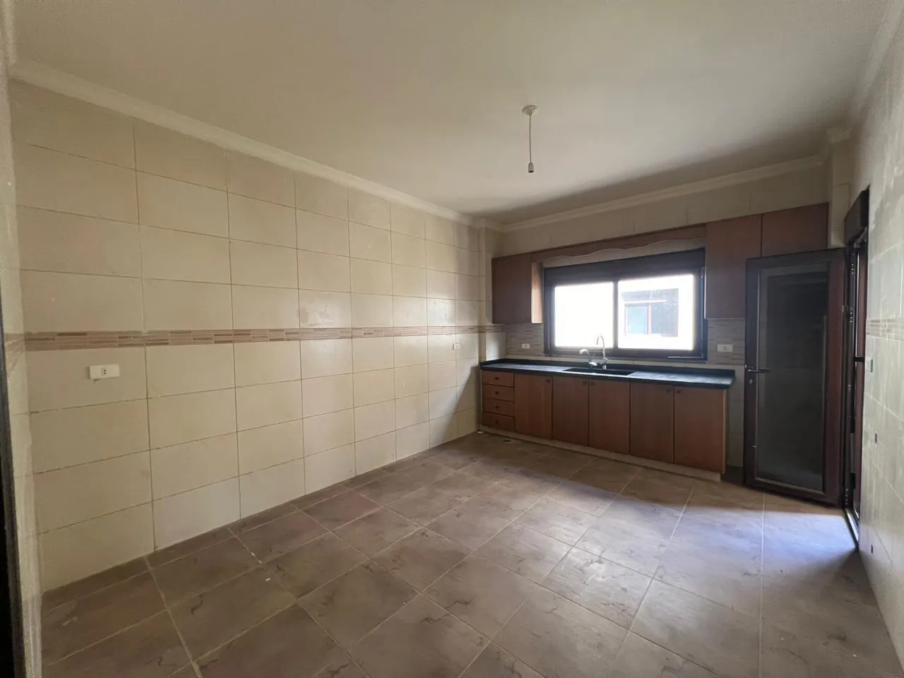 Apartment for Sale or for Rent in Zouk Mosbeh with Sea View — الصورة 3