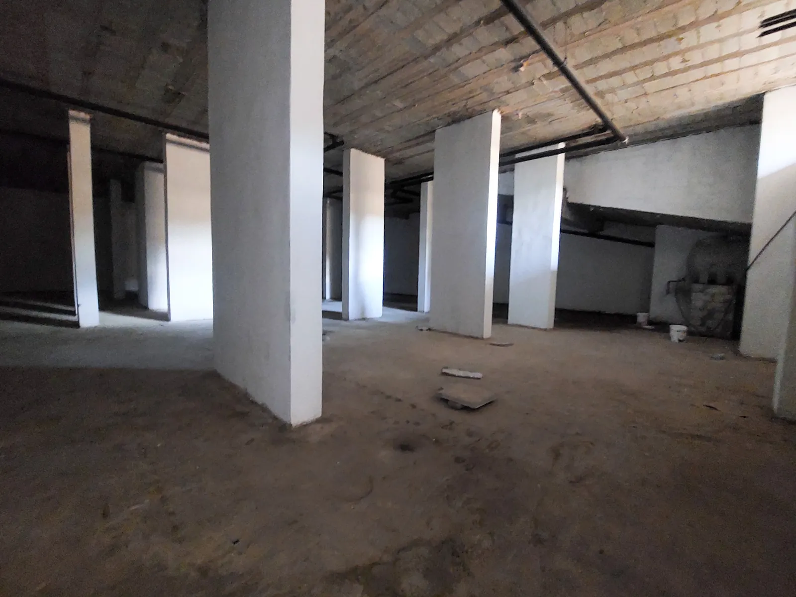 Warehouse for Rent in Dbayeh, Metn — الصورة 5