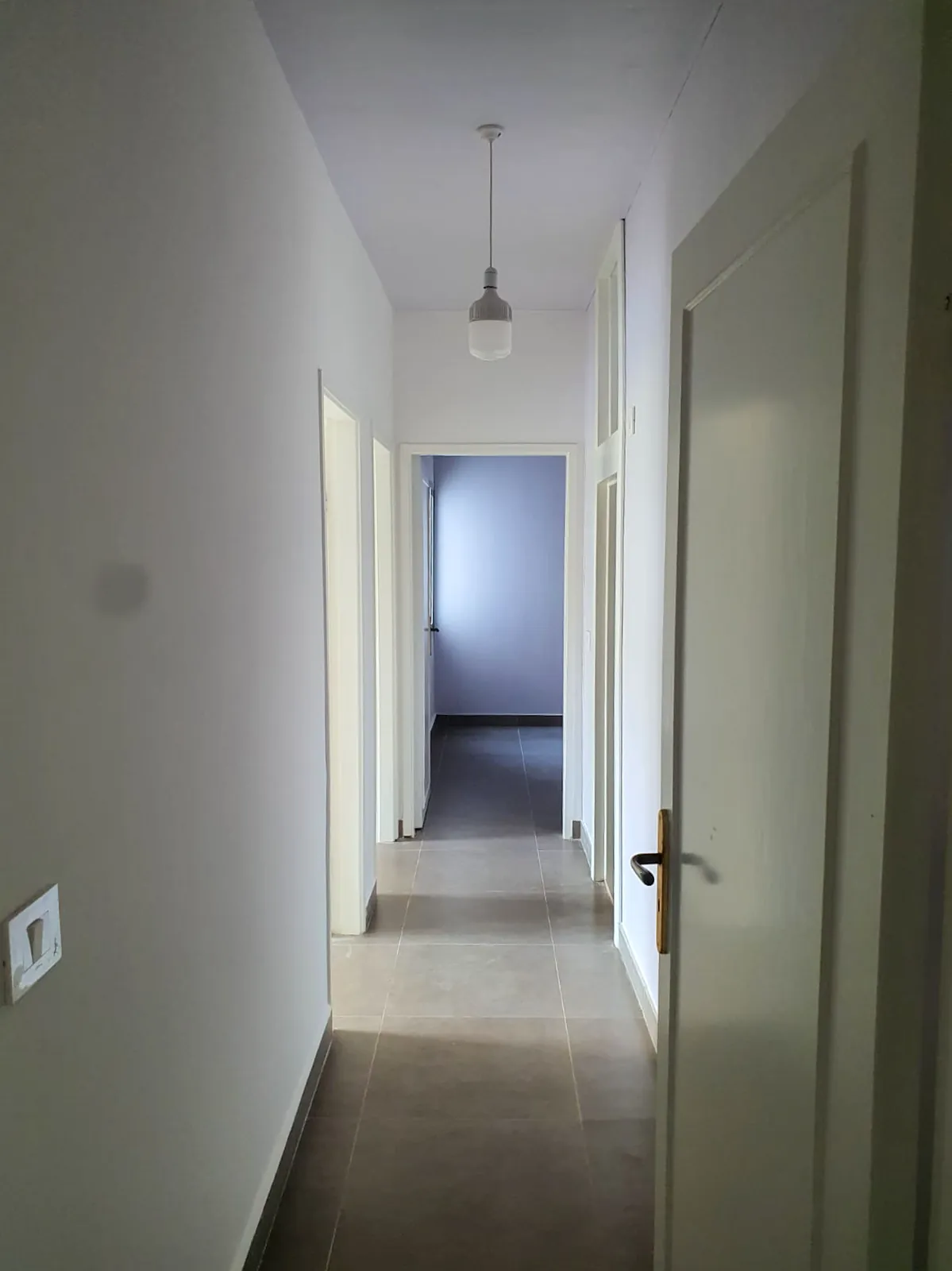Prime Location Apartment in Naccache, Metn with Terrace — الصورة 3