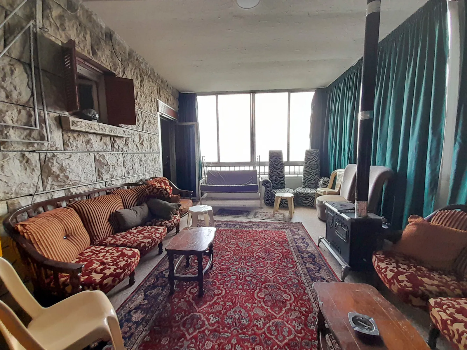 Old House with Land in Bikfaya, Metn with Mountain & Sea View — الصورة 2