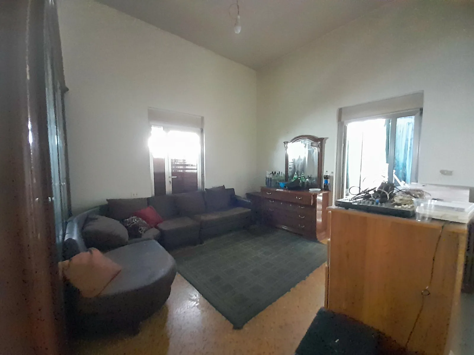Old House with Land in Bikfaya, Metn with Mountain & Sea View — الصورة 5