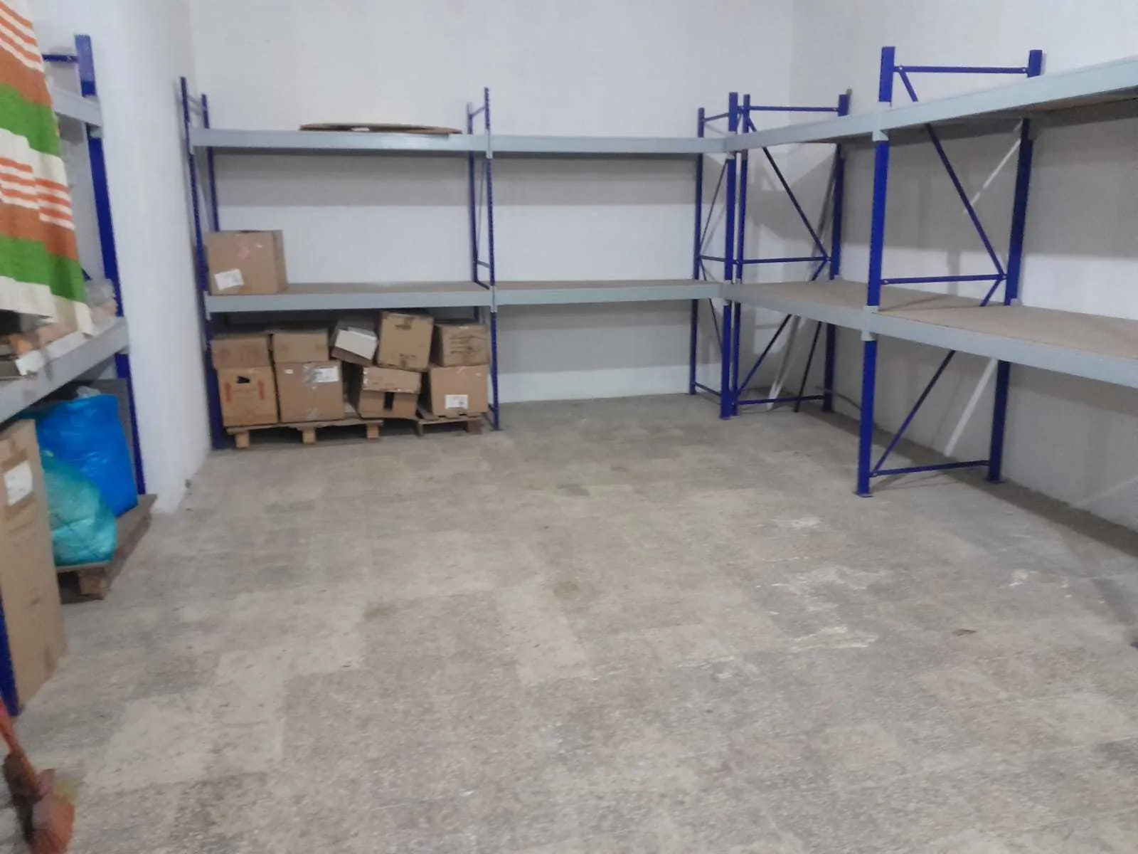 Warehouse & Shop for Rent in Biakout, Metn — الصورة 2