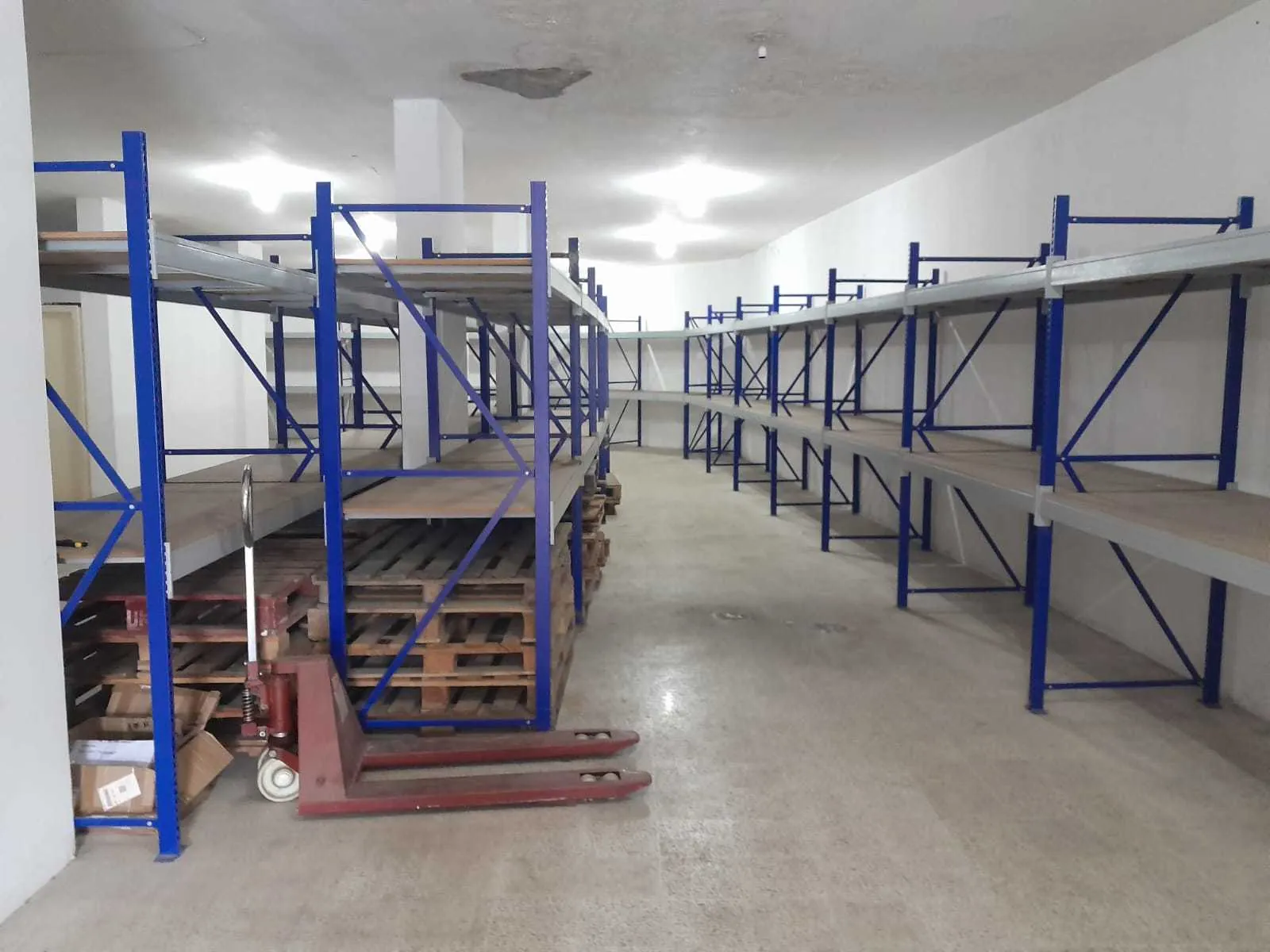 Warehouse & Shop for Rent in Biakout, Metn — الصورة 3