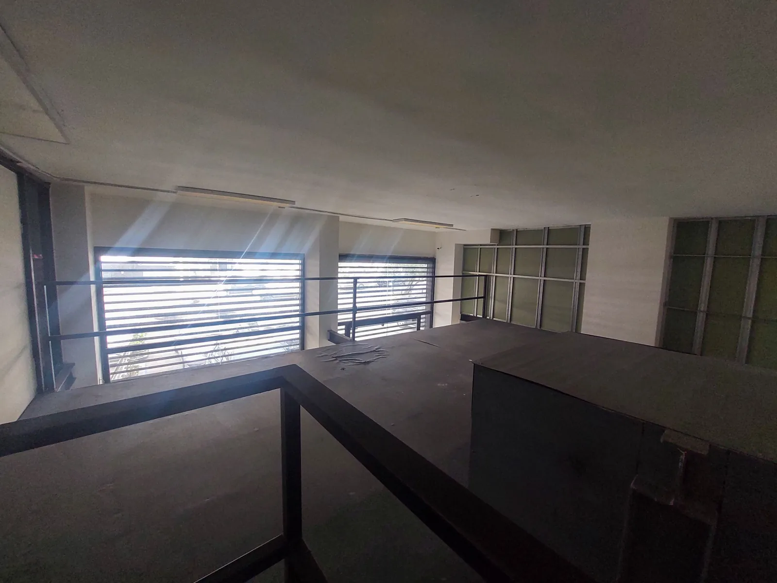 Prime Location Shop + Warehouse in Bauchrieh, Metn — الصورة 4