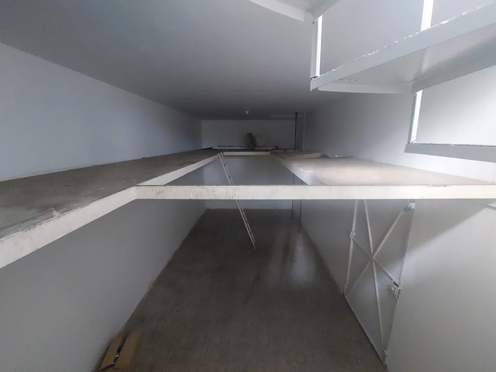 Prime Location Shop in Qornet Chehwan, Metn — photo 5