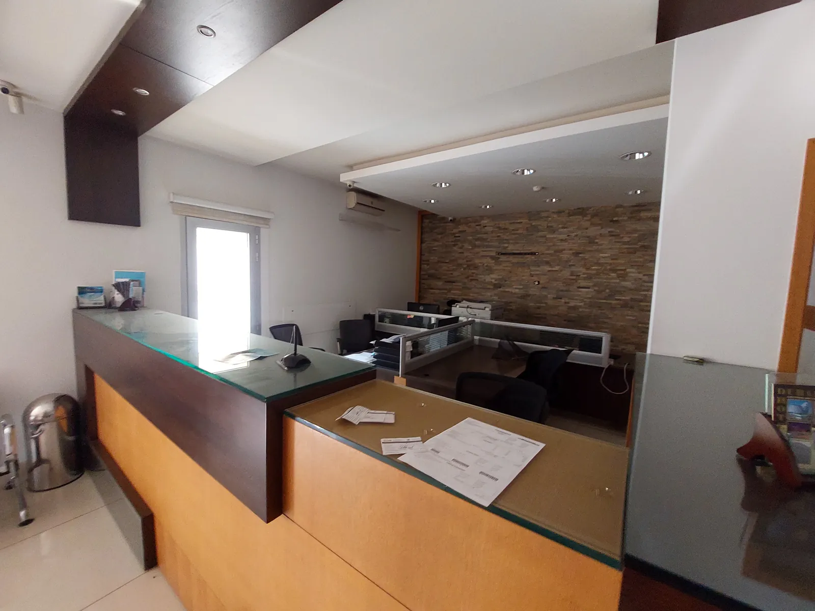 Fully Furnished Prime Location Office in Zalka, Metn — الصورة 5