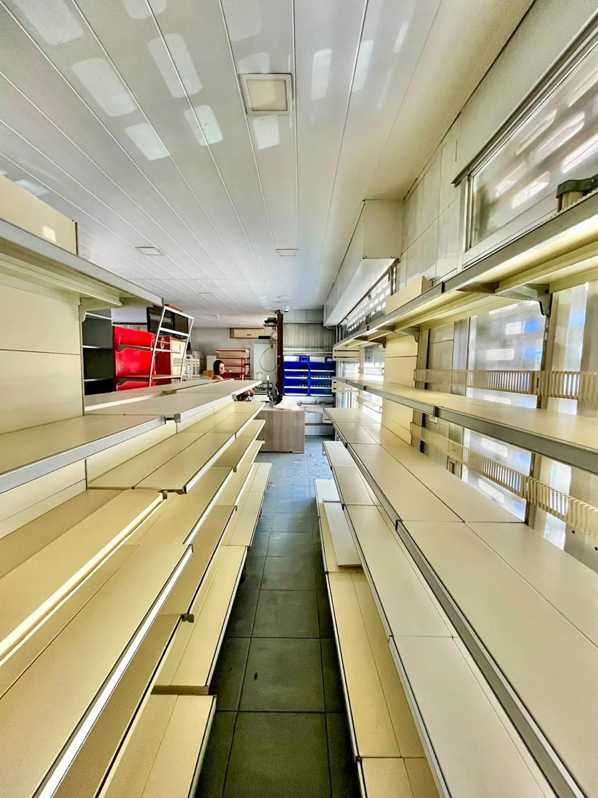 Fully Equipped Supermarket/Shop in Jal El Dib, Metn — photo 2