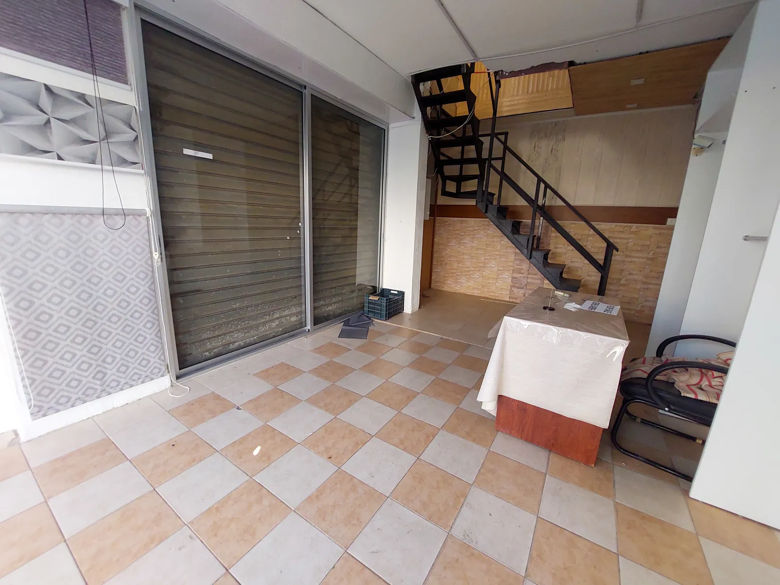 Shop in Dekwaneh, Metn — الصورة 2