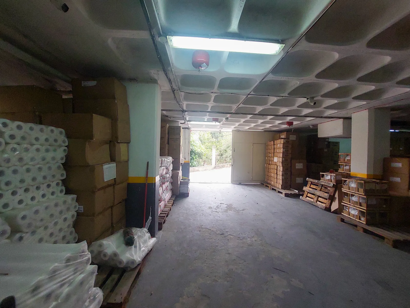 Prime Location Warehouse in Mazraat Yachouh, Metn