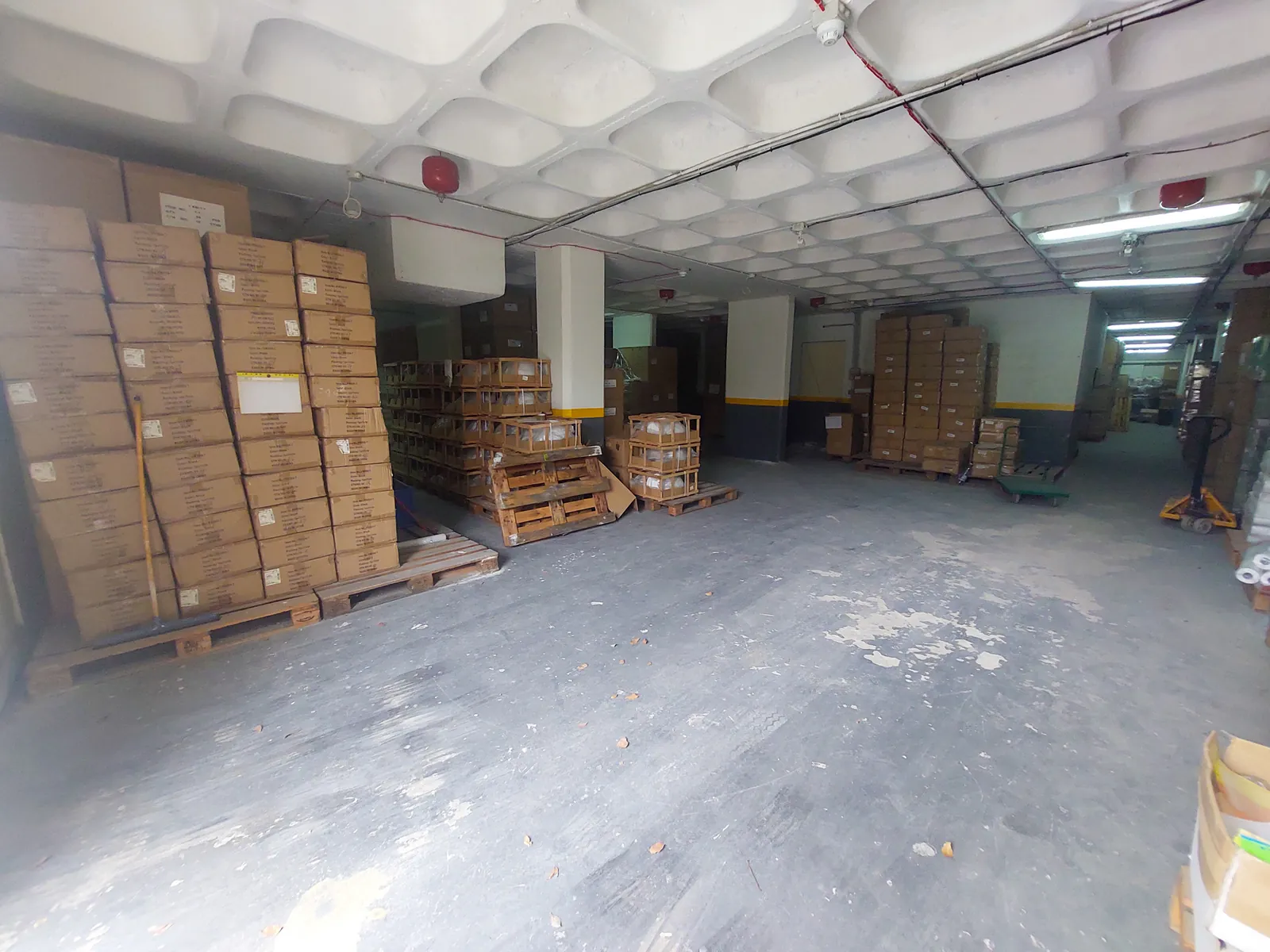 Prime Location Warehouse in Mazraat Yachouh, Metn — photo 2
