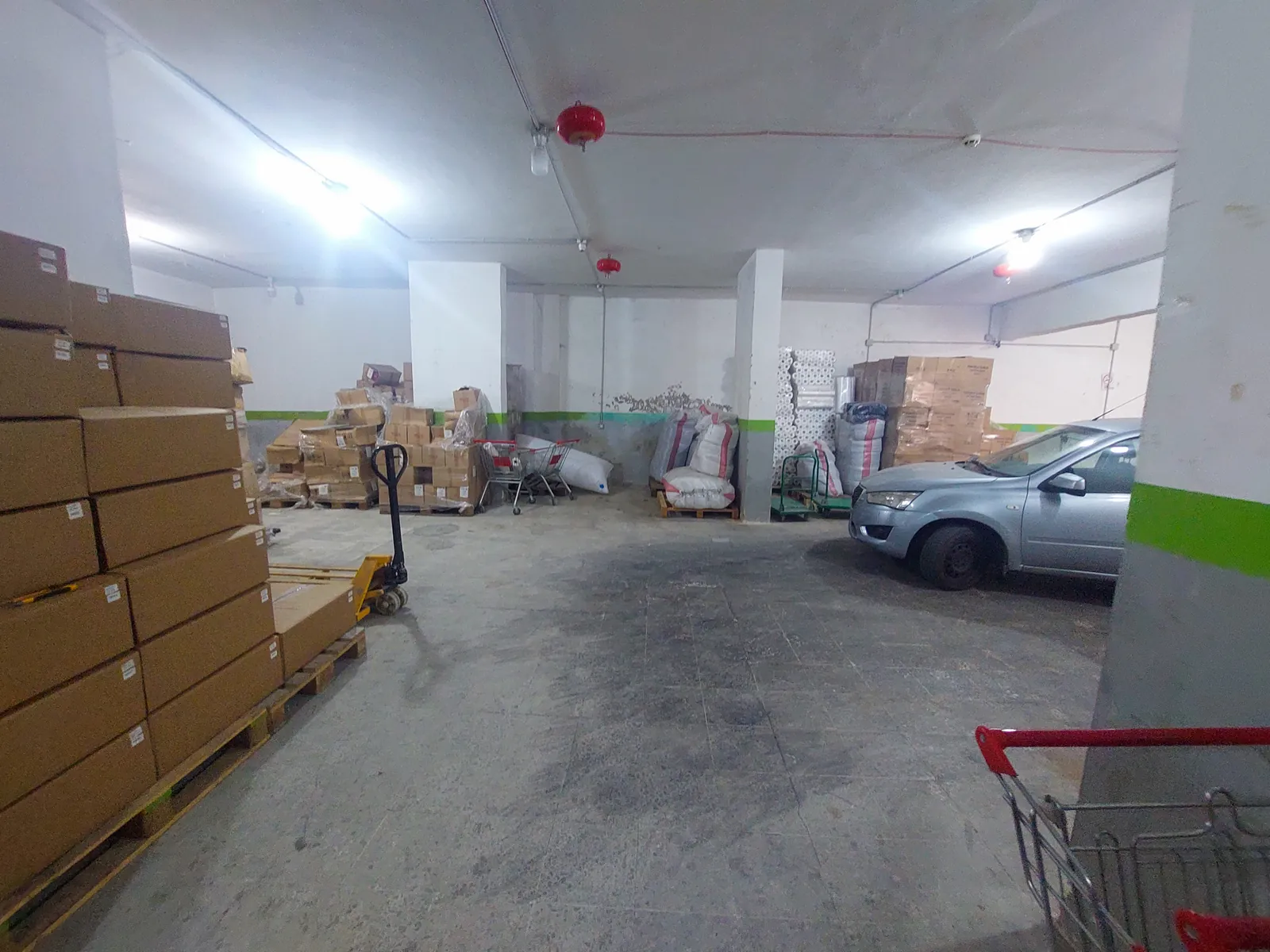 Prime Location Warehouse in Beit El Chaar, Metn — الصورة 3