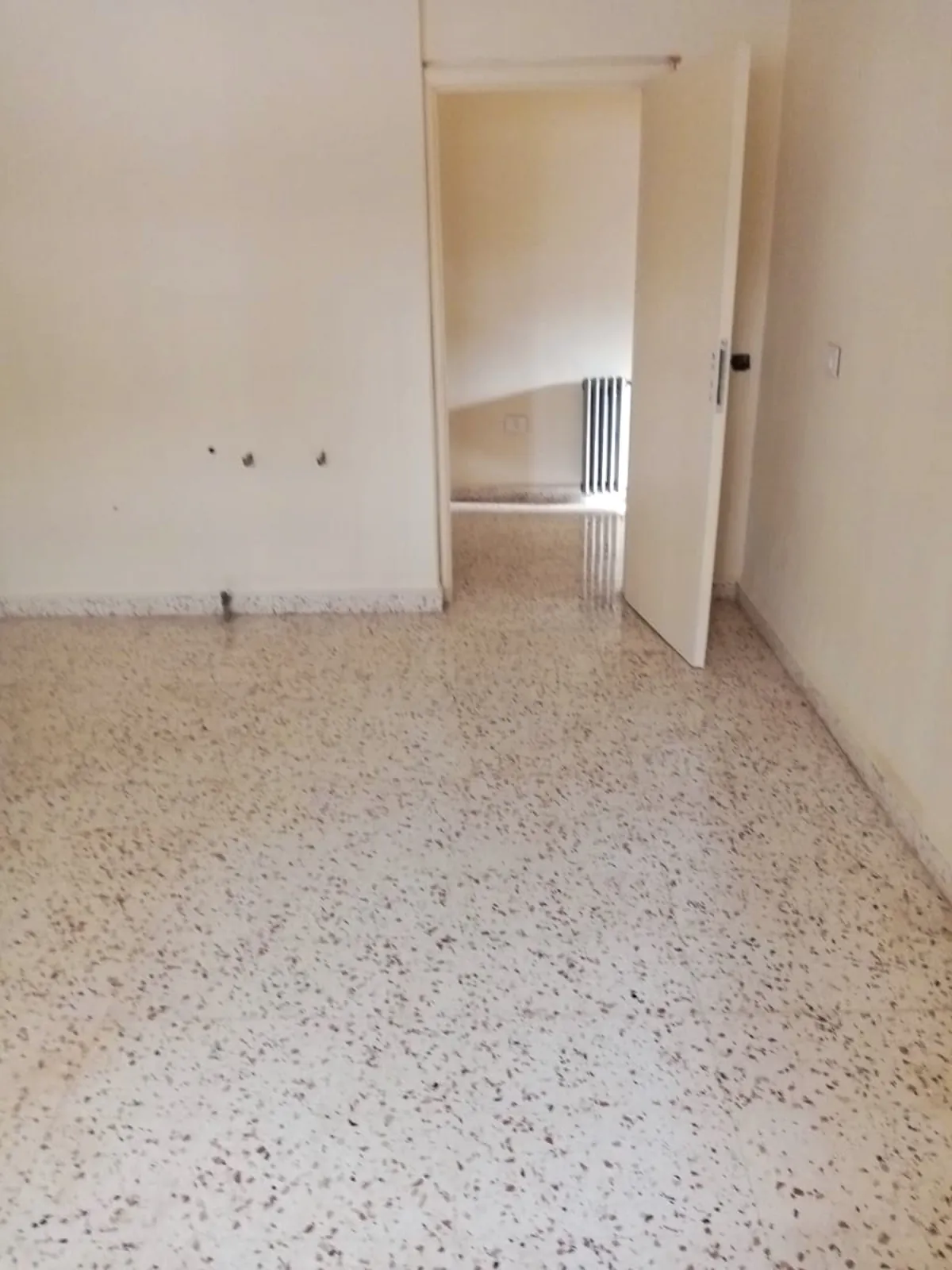 Apartment in Adonis , Keserwan with Partial View — الصورة 4